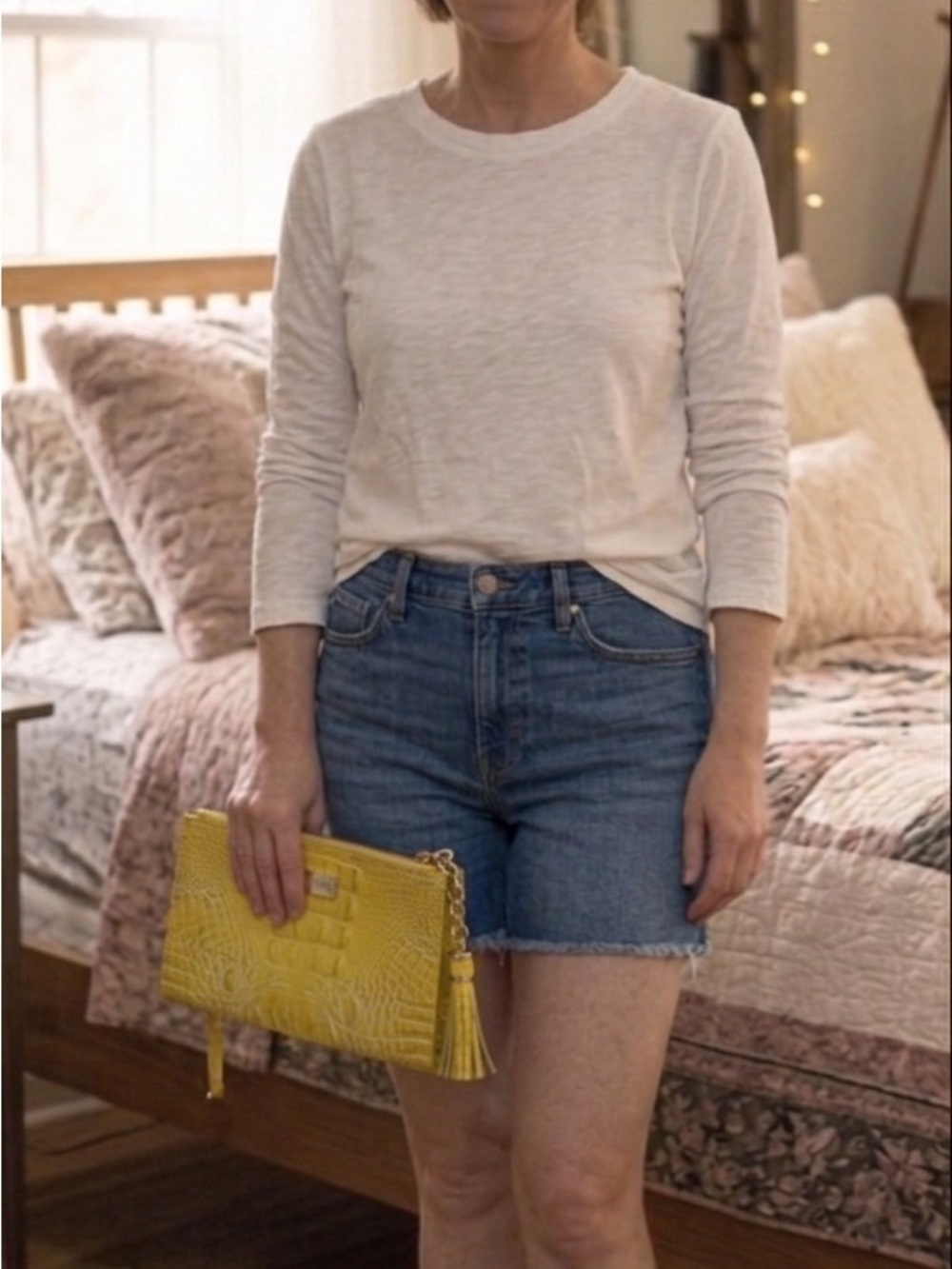 J. Crew White Girlfriend Tee Medium